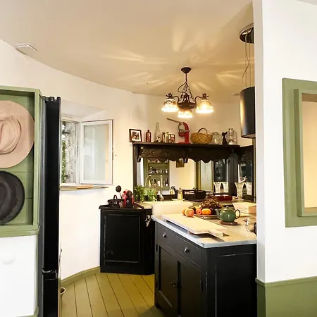 Hébergement de vacances Maison En Pierre Rénovée Avec Jardin Et Piscine Privative Chauffée