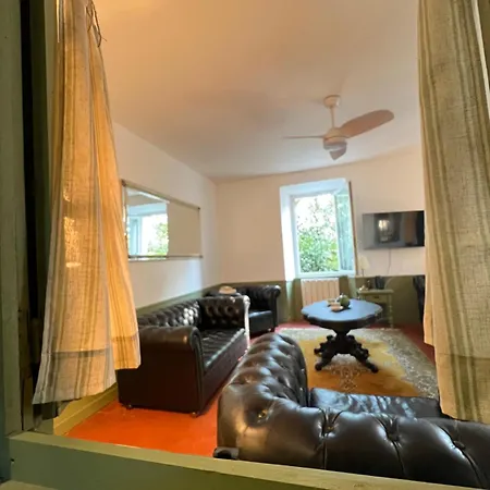 Maison En Pierre Renovee Avec Jardin Et Piscine Privative Chauffee